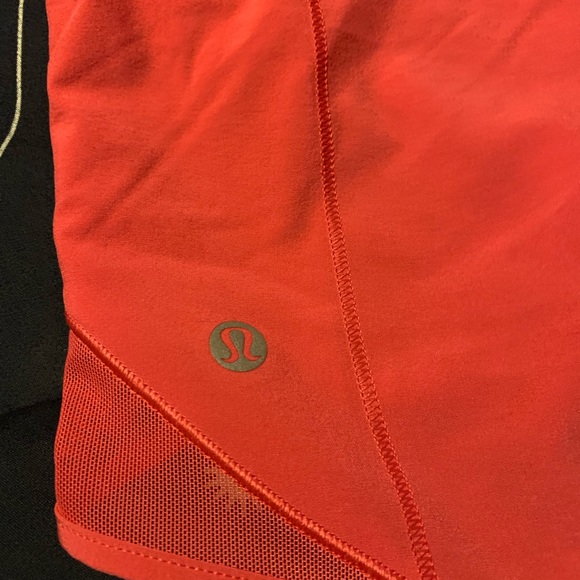 Hotty Hot Shorts 2.5 inseam size 14 in Lip Gloss Pink - Picture 4 of 6